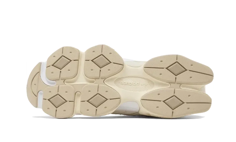 New Balance 9060 Sea Salt Brown