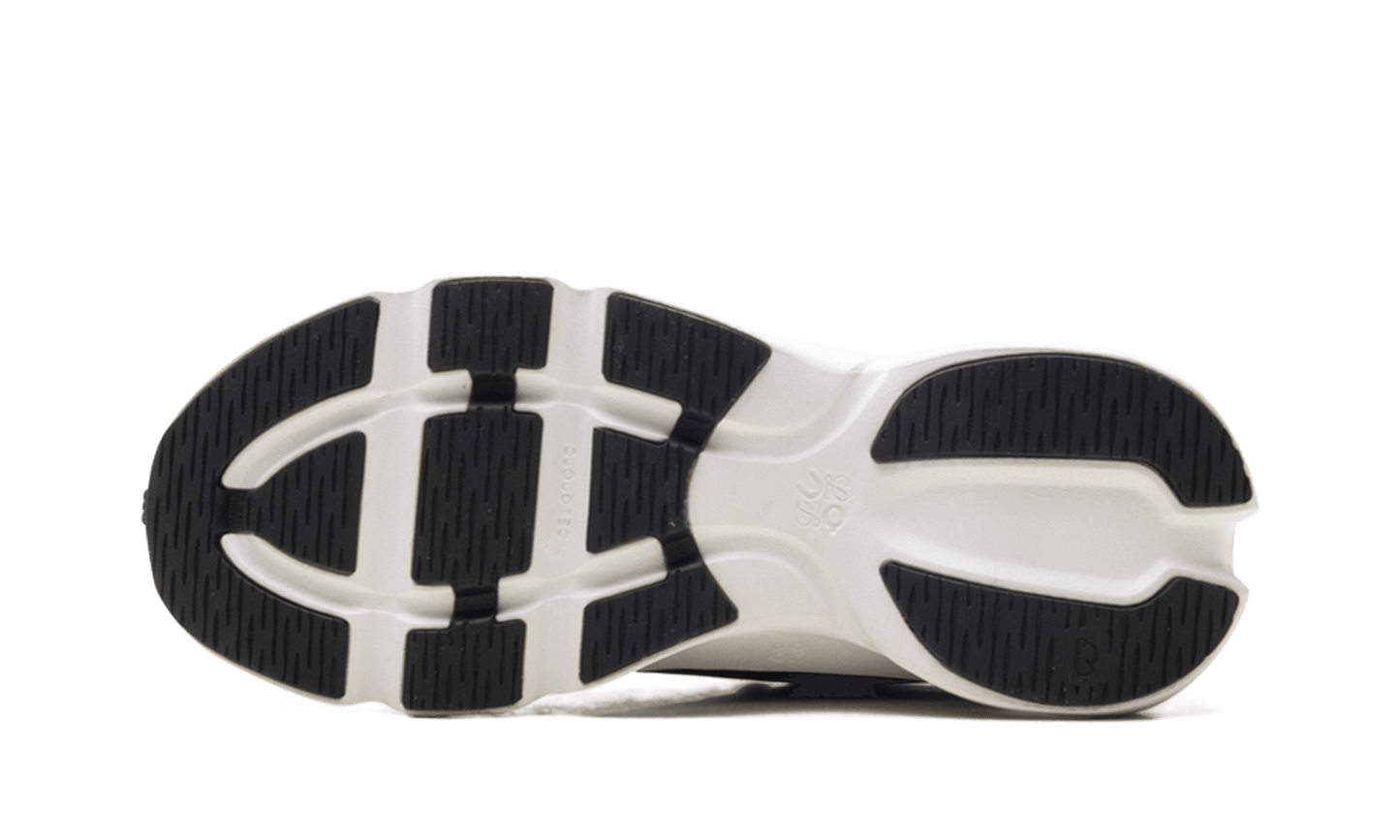 On running Cloudsolo "LOEWE - Black White"