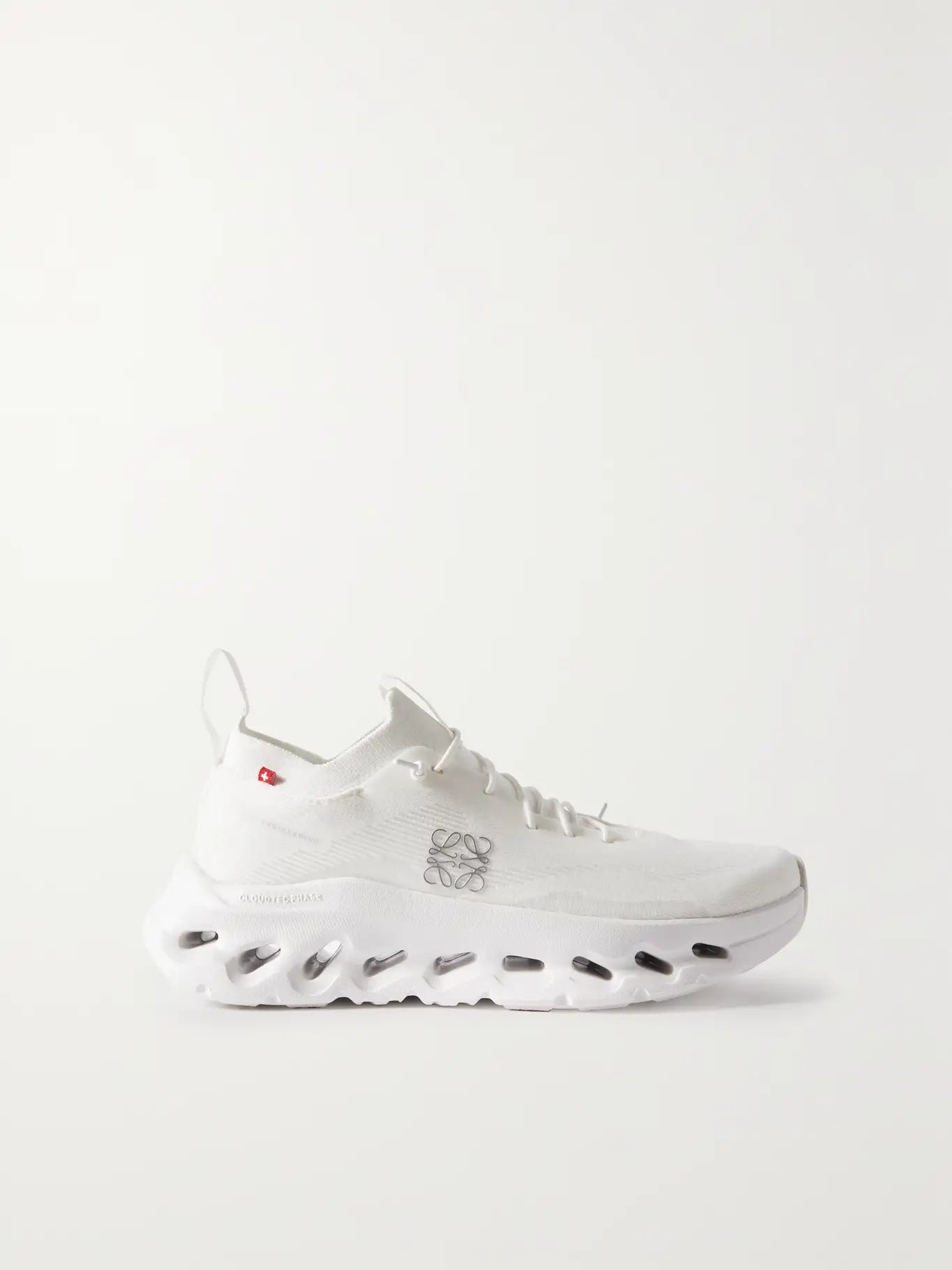Loewe baskets Cloudtilt 'white'