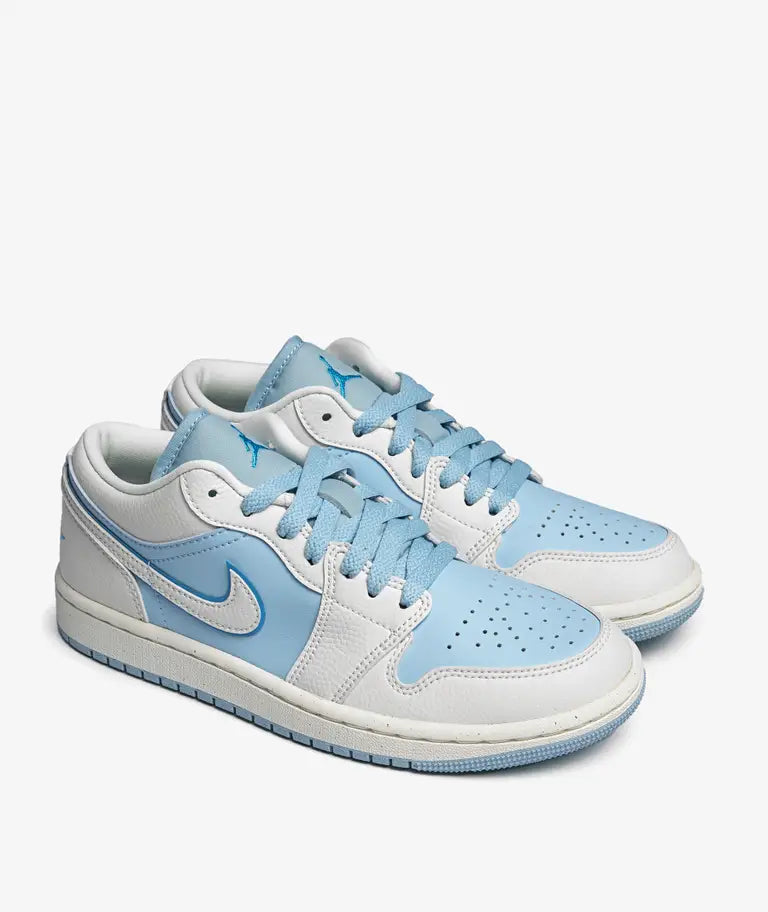 Air Jordan 1 Low SE "Reverse Ice Blue" - Bleu