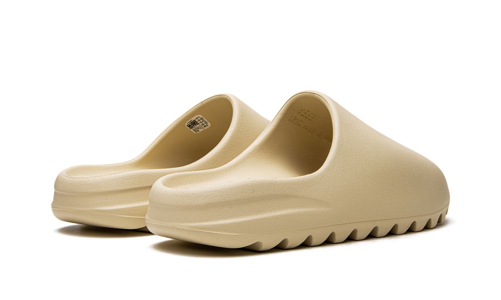 Yeezy Slide "Bone 2022"