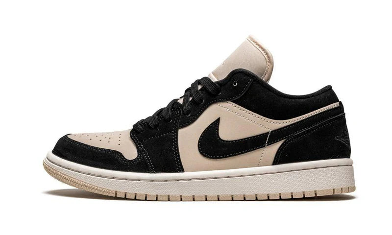 Air Jordan 1 Low WMNS"Black Guava Ice"