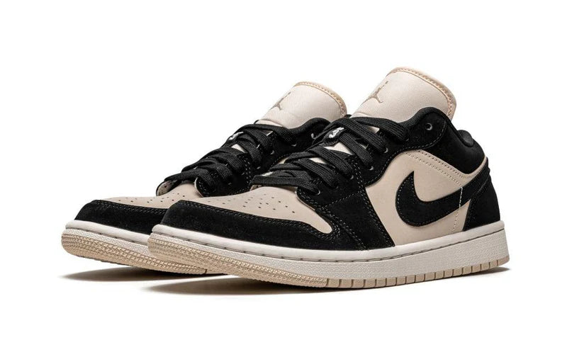 Air Jordan 1 Low WMNS"Black Guava Ice"