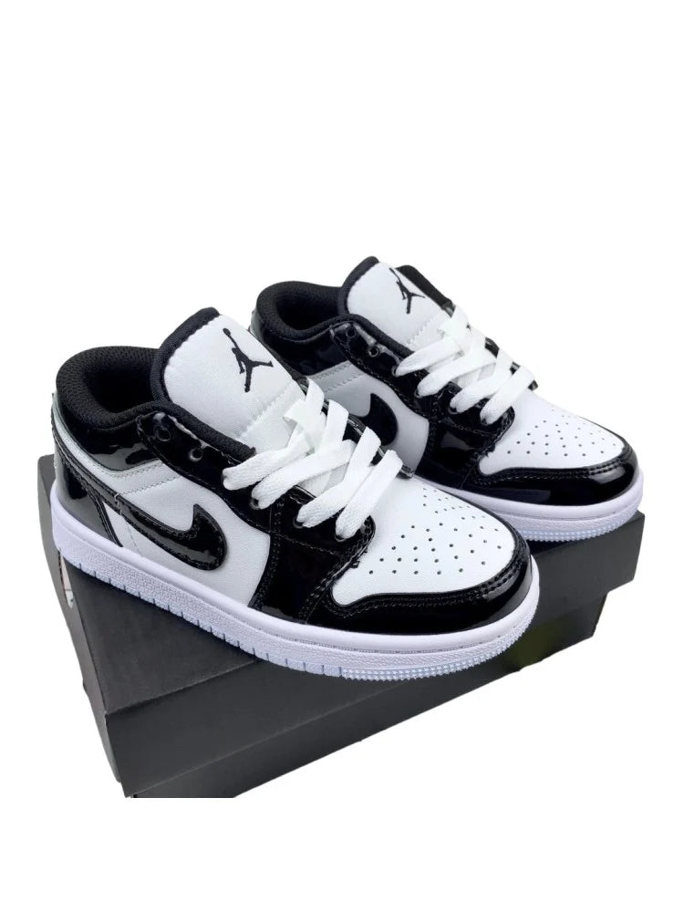 Jordan 1 Low "Panda"